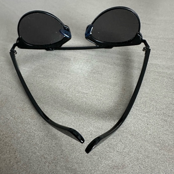 Black Sunglasses - Picture 3 of 3